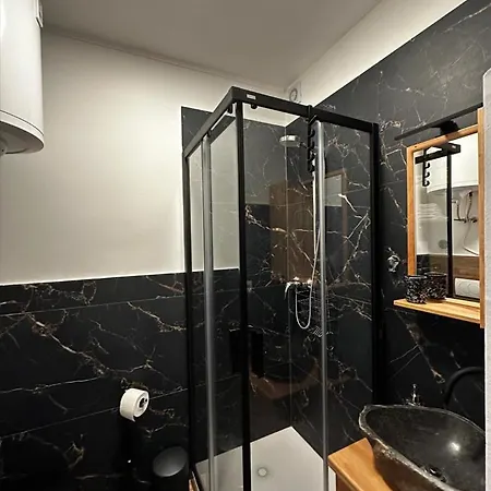 Gostilna Menina Apartment