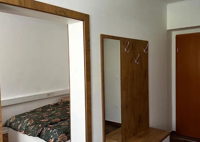 Apartman Gostilna Menina *